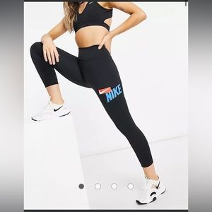 Nike Training One Tight Cropped Leggings